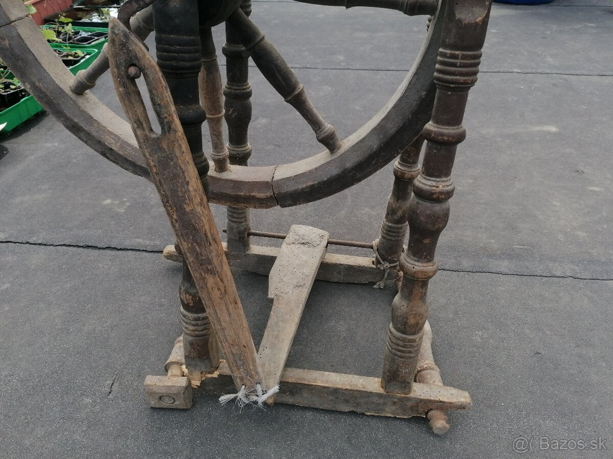 Predám starožitný kolovrátok - 5
