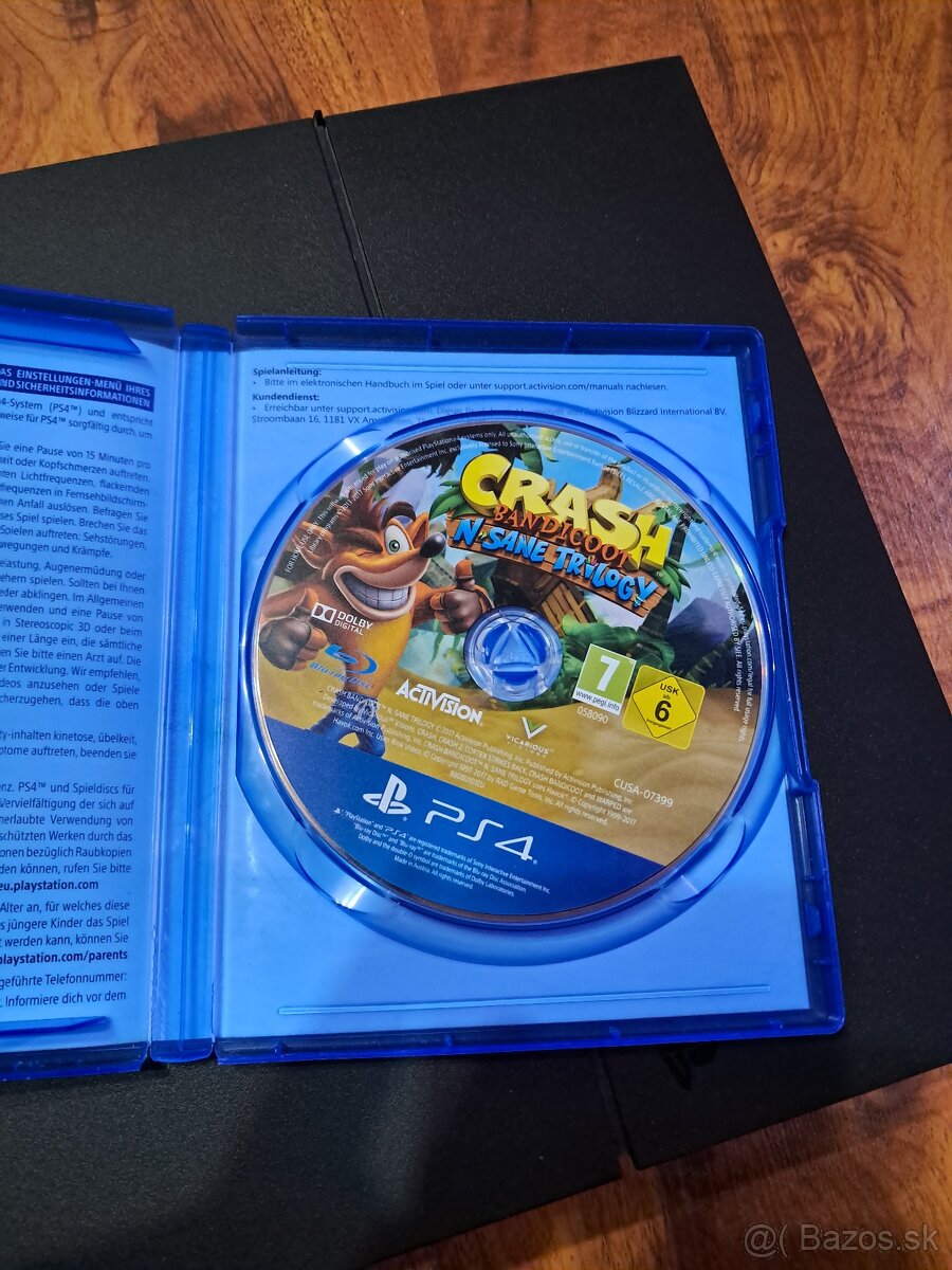 Predám ps4 1tb, 2 ovládače a hry - 5