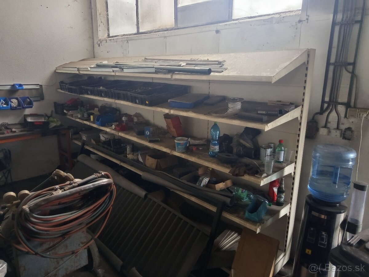 Zvaracsky stol a regal - 5