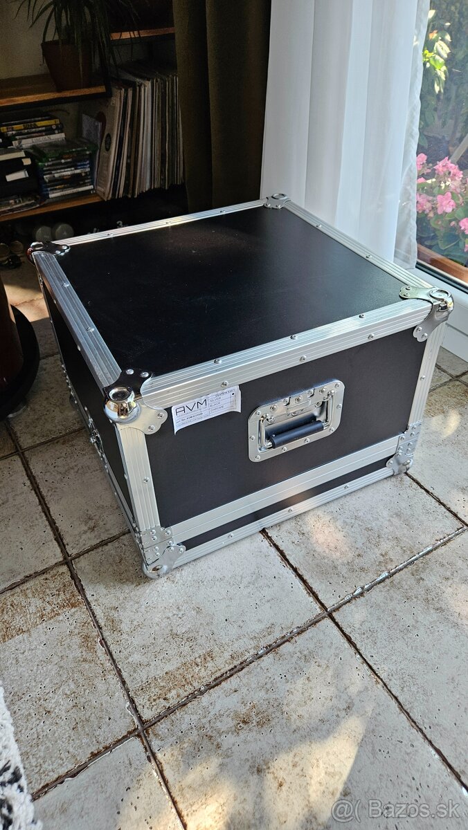 Predám zosilňovač AVM Ovation SA 8.2 - 5