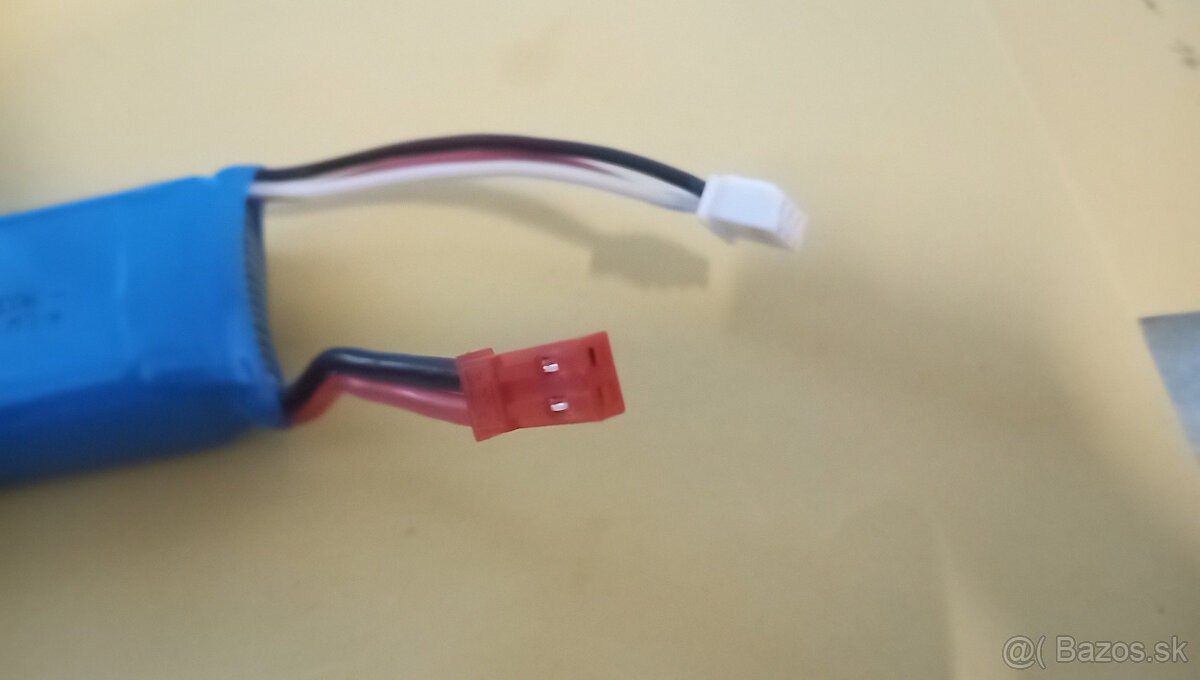 Akumulátor 7,4V 1100 mAh Li-Pol BEC JST konektor - 5