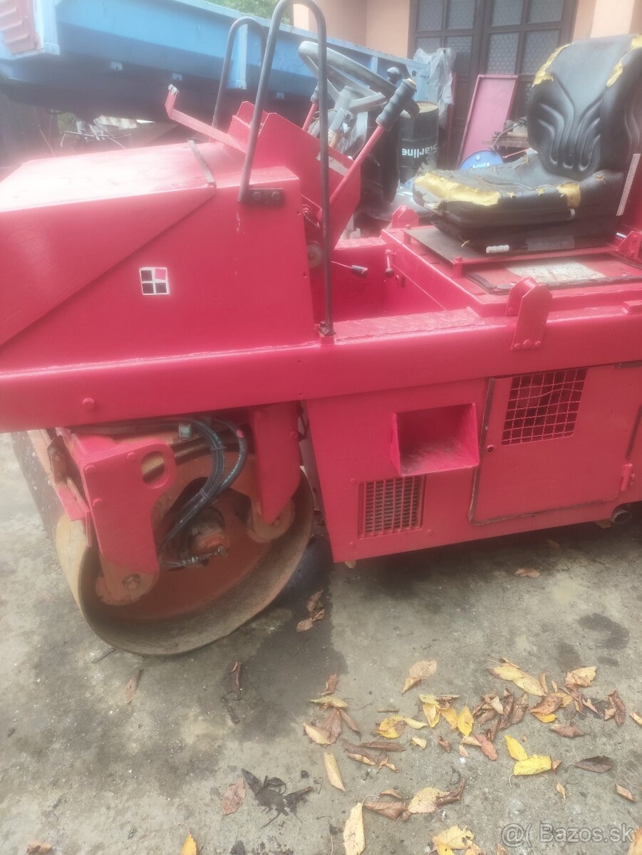 Vibračni valec HAMM - 5