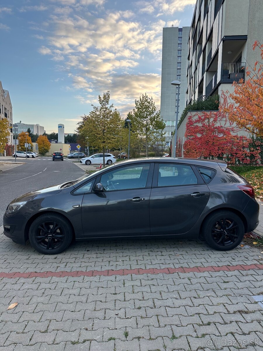 Opel Astra J, 2015, 1.6 , benzín - 5