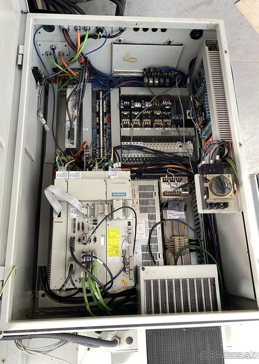 Obráběcí centrum (vertikální) INTOS VOC 1000 (6776) - 5