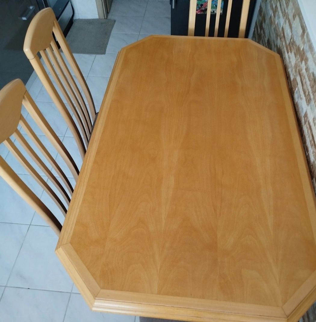 Krásny drevený kuchynský stôl - 5