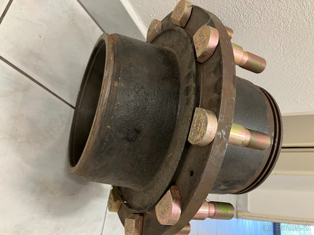 Náboj zadného kola Tatra T148 - 5