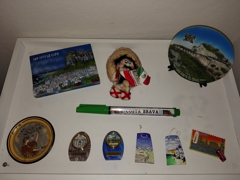 Suveníry, prívesky + dekorácie, hračky, doplnky - 5