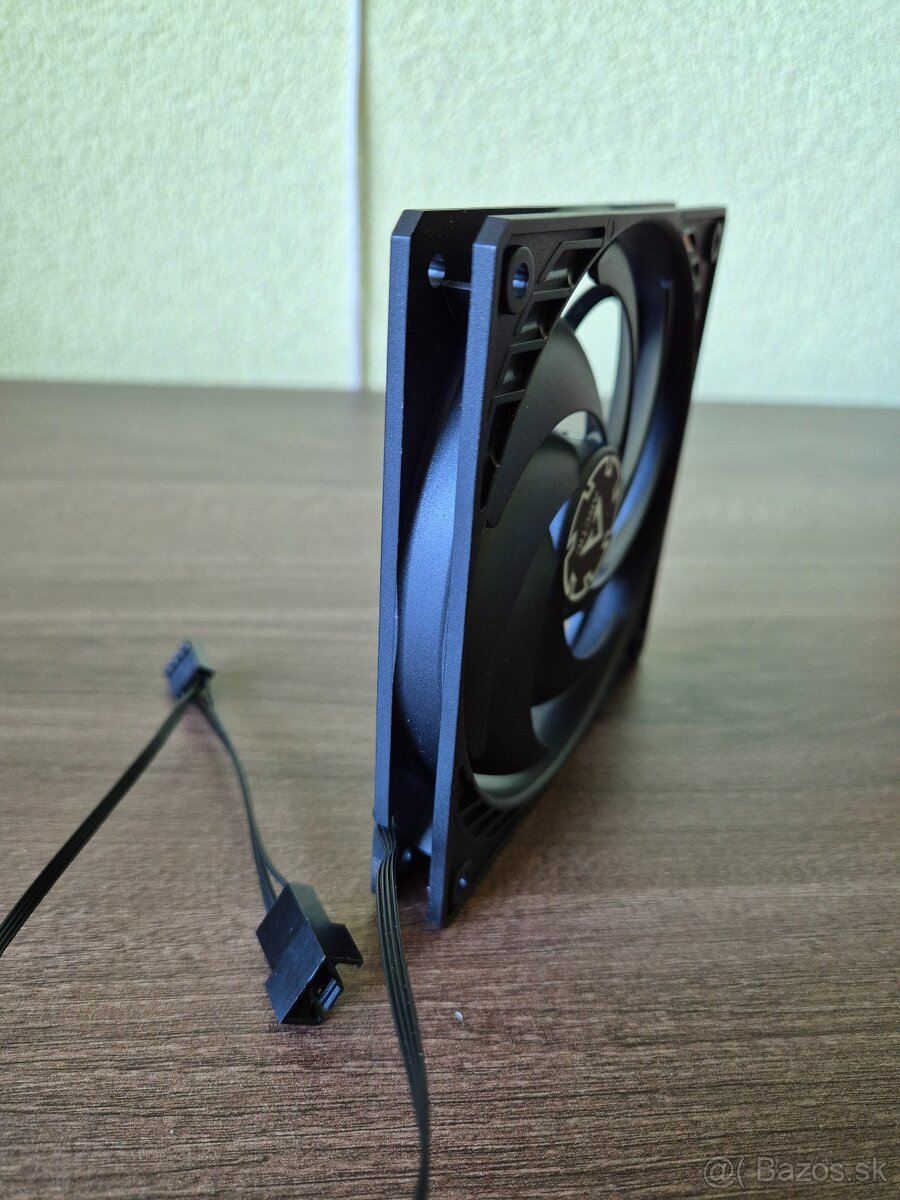 ARCTIC P12 Slim PWM PST - 5