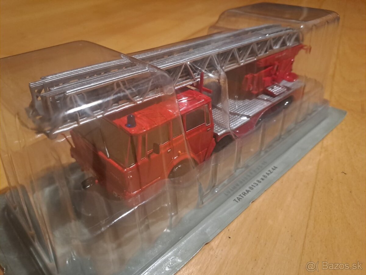 Tatra 813 8x8 AZ 44 1:43 - 5
