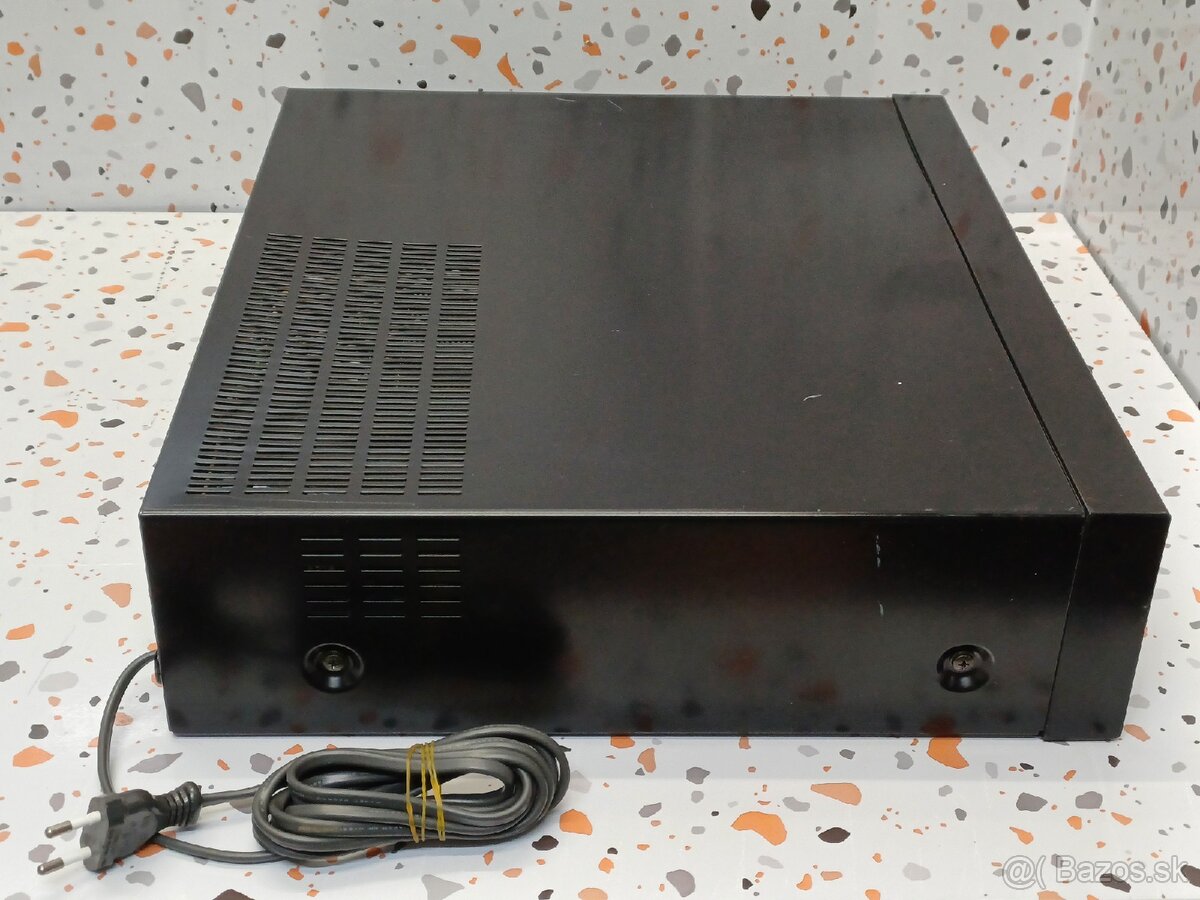Sony SB-V3000 》prémiový programovateľný video/audio selektor - 5
