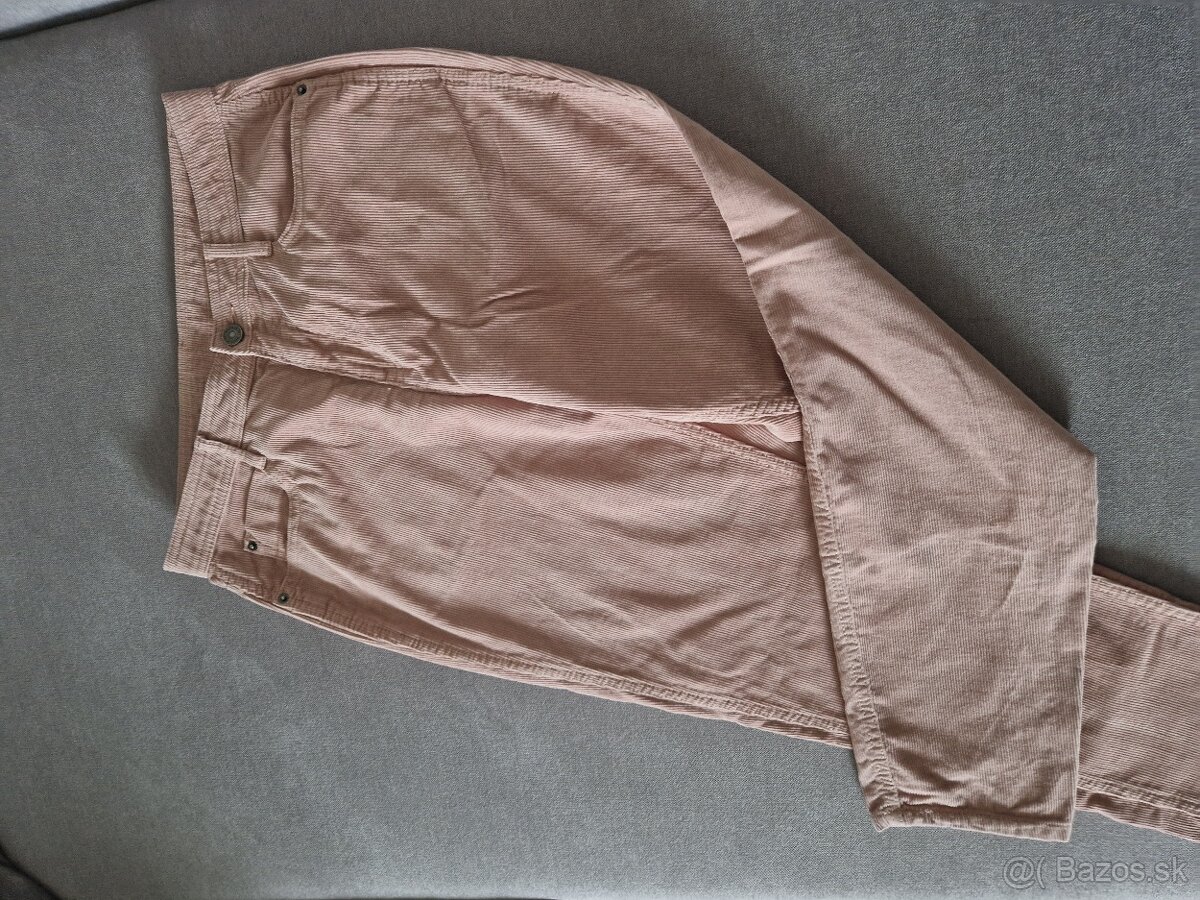 C&A - kordové nohavice -40- darujem - 5