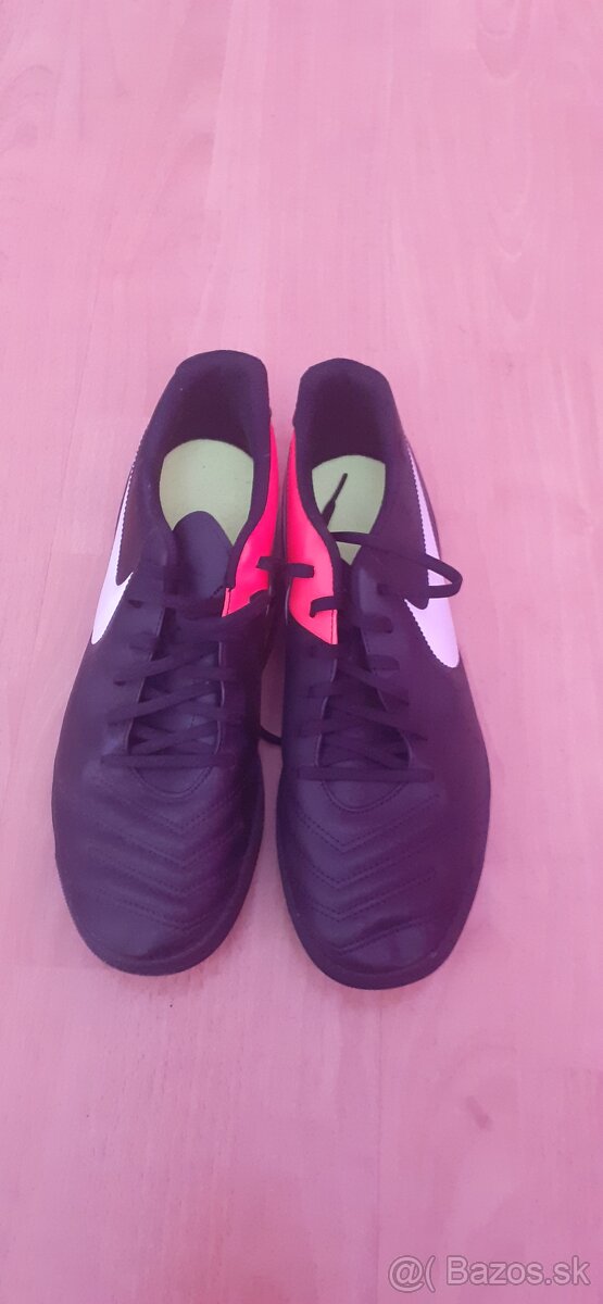 Tenisky , kopacky , salova obuv. - 5