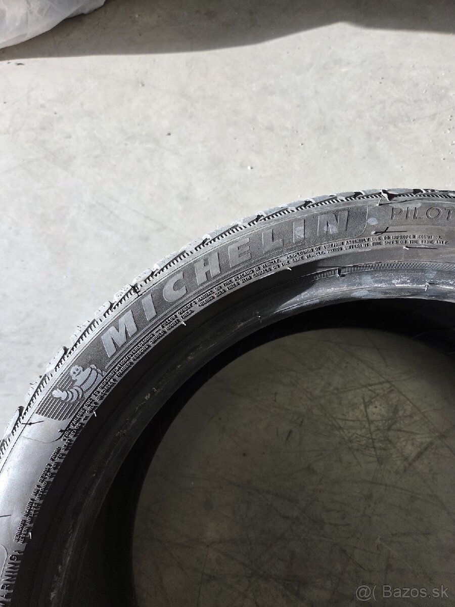 Zimné pneu 245/40/19 michelin 2kusy - 5