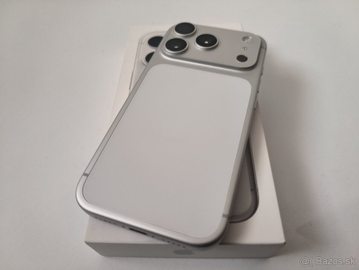 apple iphone 17 PRO 256gb Silver / Batéria 99% - 5