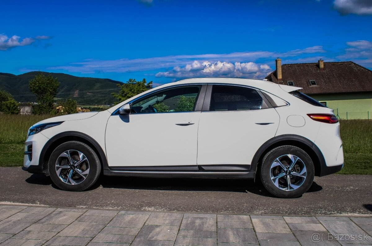 Kia XCeed 1.5 T-GDi Silver A/T - 5