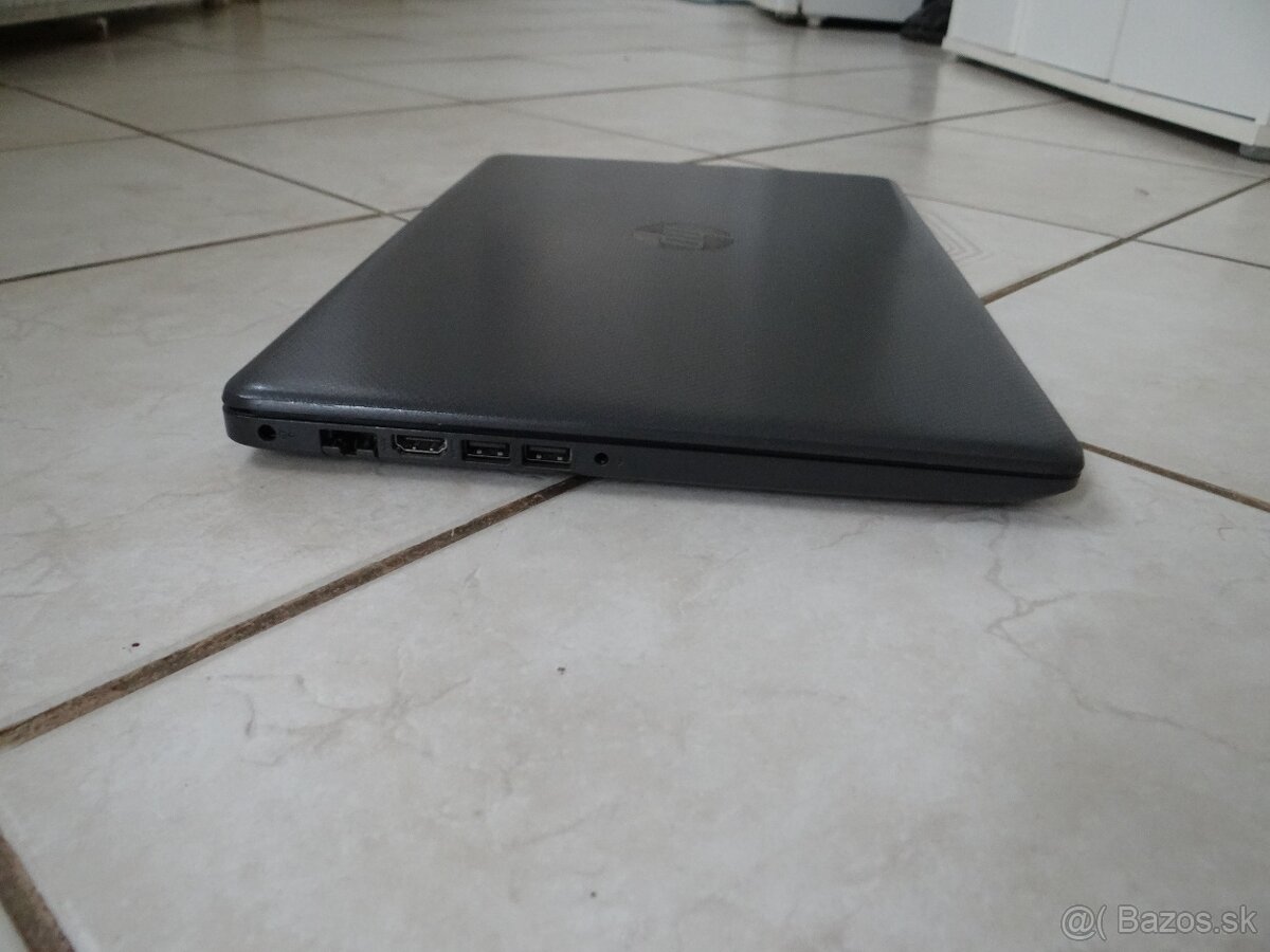 15.6" HP 255 G7/AMD Ryzen 5/16GB RAM/256SSD a 1TB HDD/AMD V - 5