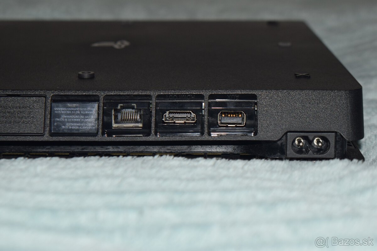 PlayStation 4 Slim 2TB + ovládač + hry + extra HDD - 5