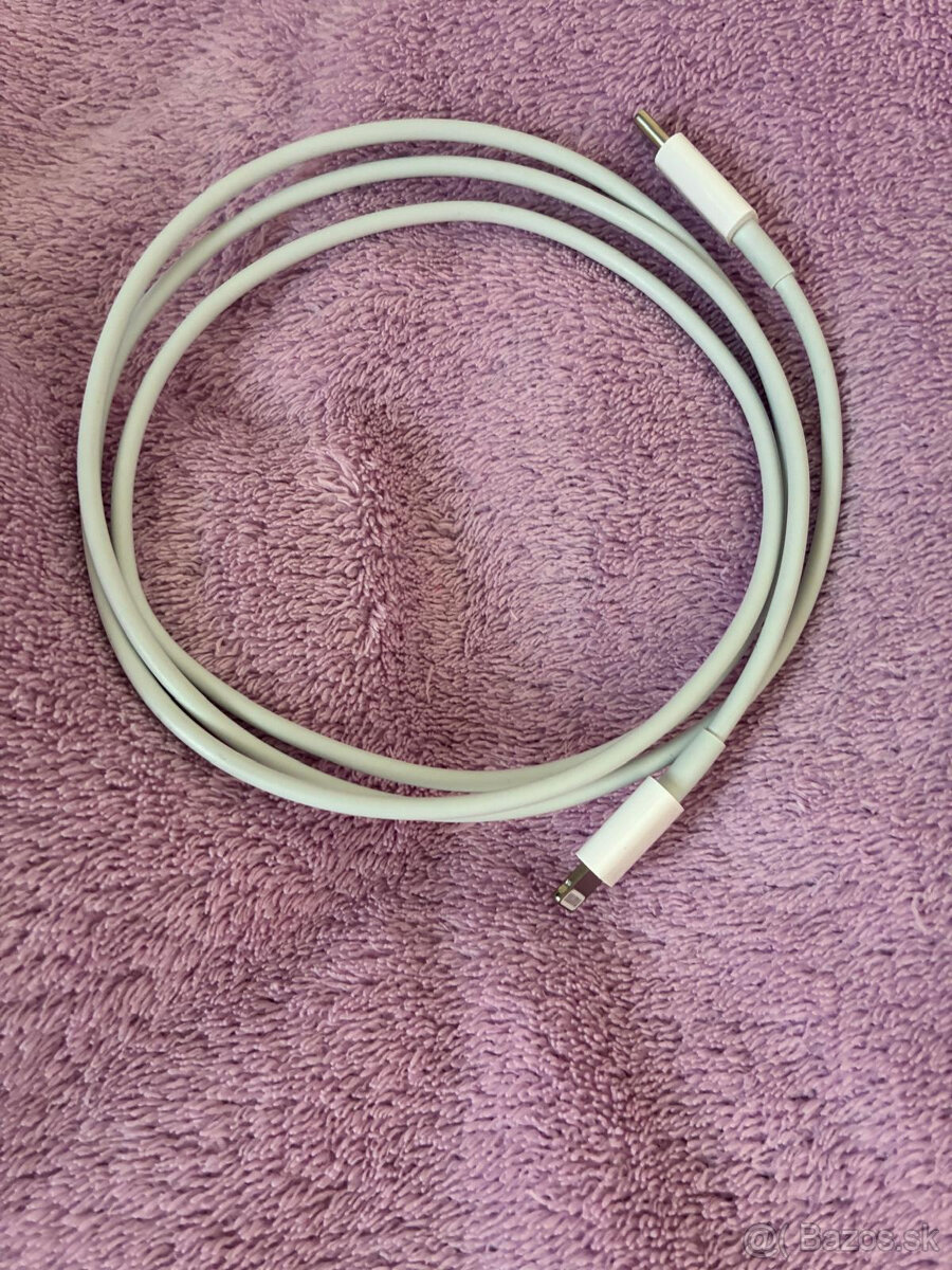 Predám viaceré nabíjačky, káble atď. - 5