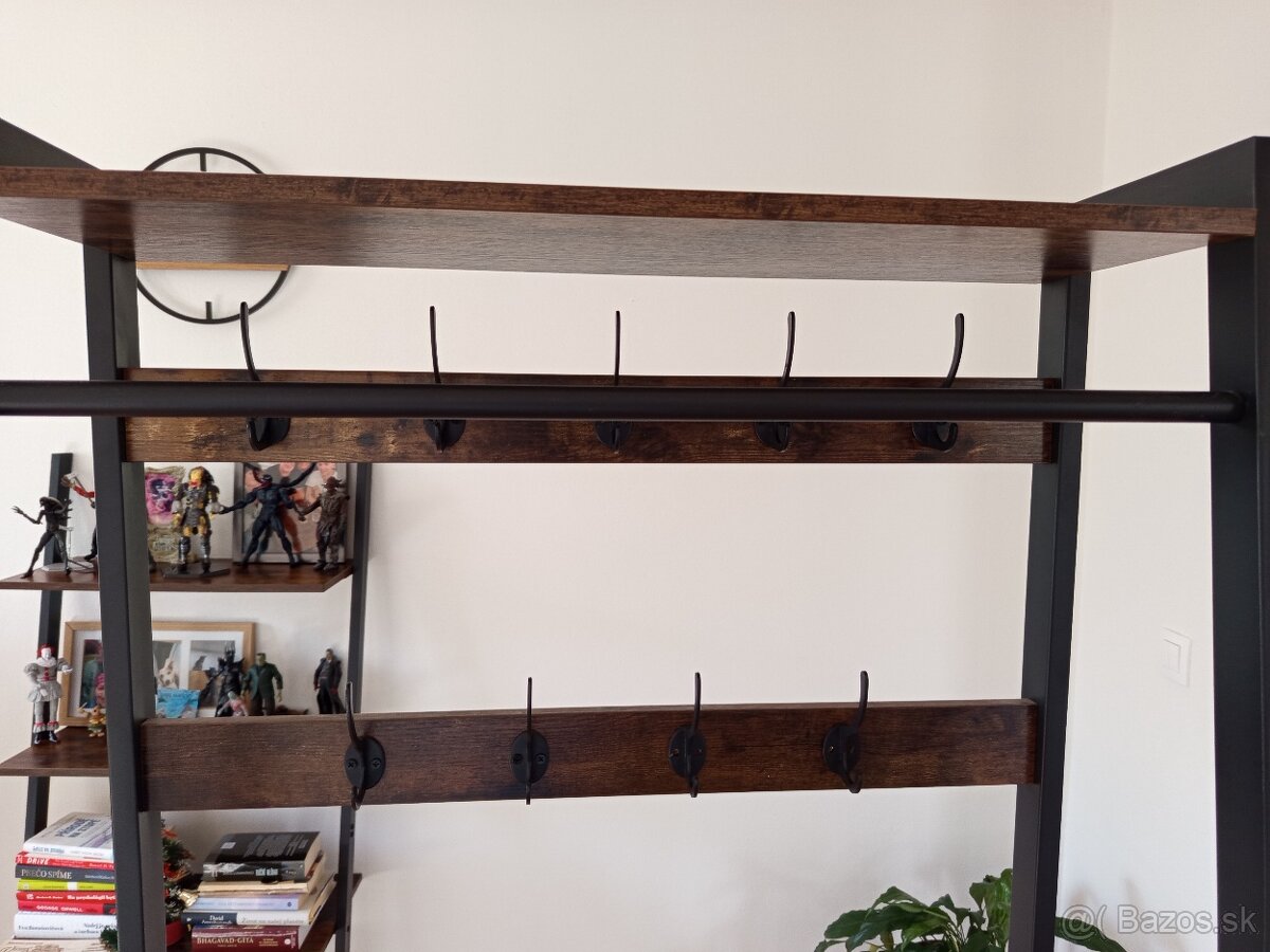 Samostatne stojace vešiaky - 5