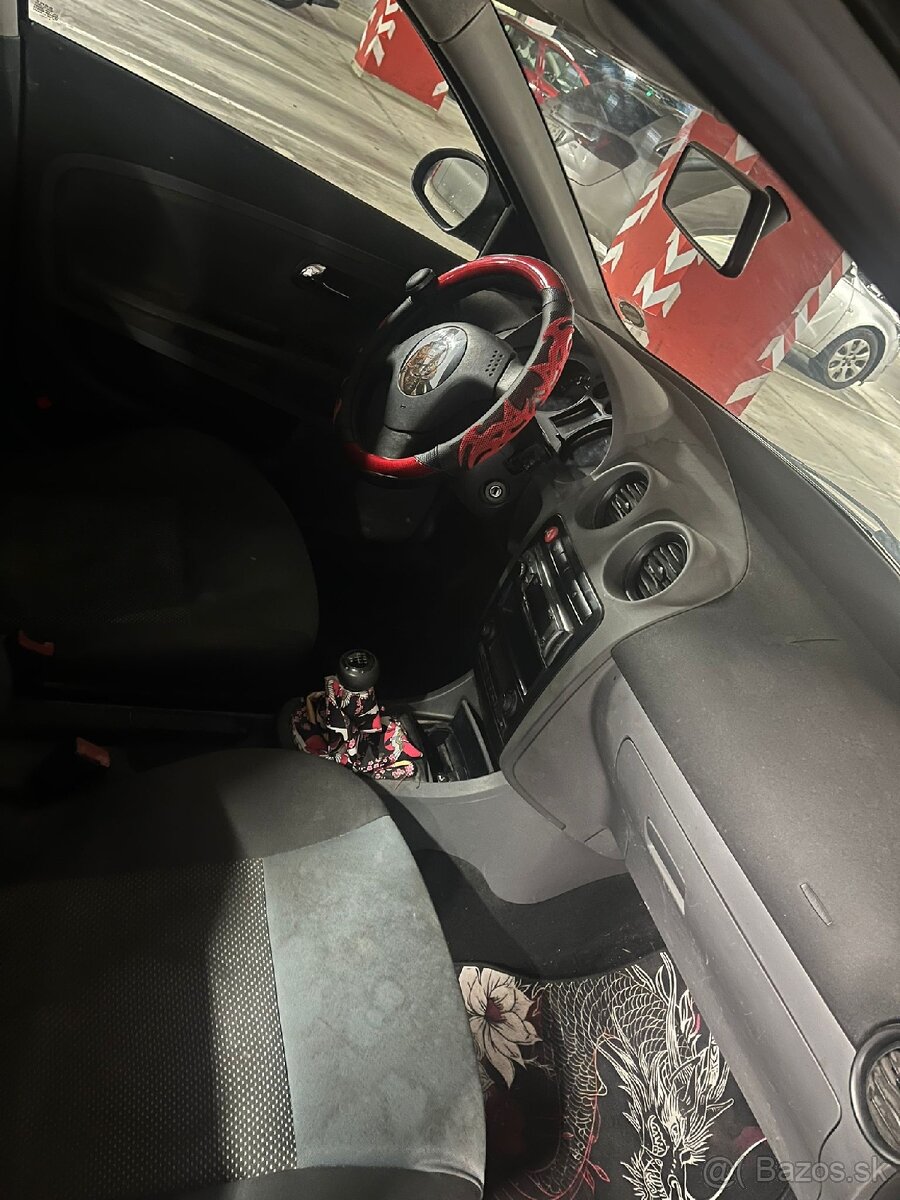 Seat Ibiza 1.4 tdi - 5