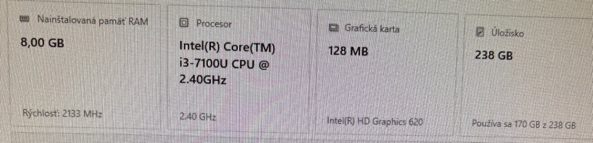 počítačová zostava s 24" monitorom - 5