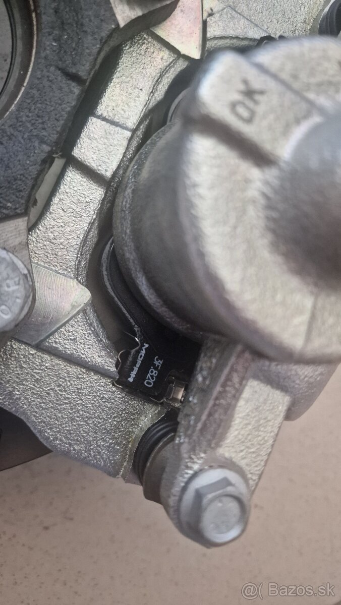 FIA5 500 set brzdové strmene,kotúče,platnicky,otoč - 5