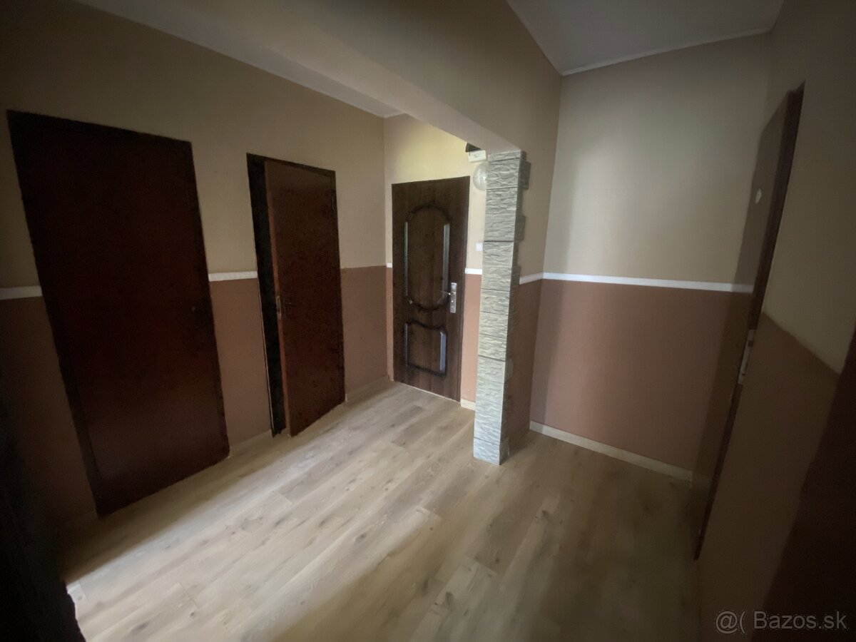 Priestranný 1,5 izbový byt na máji - 5