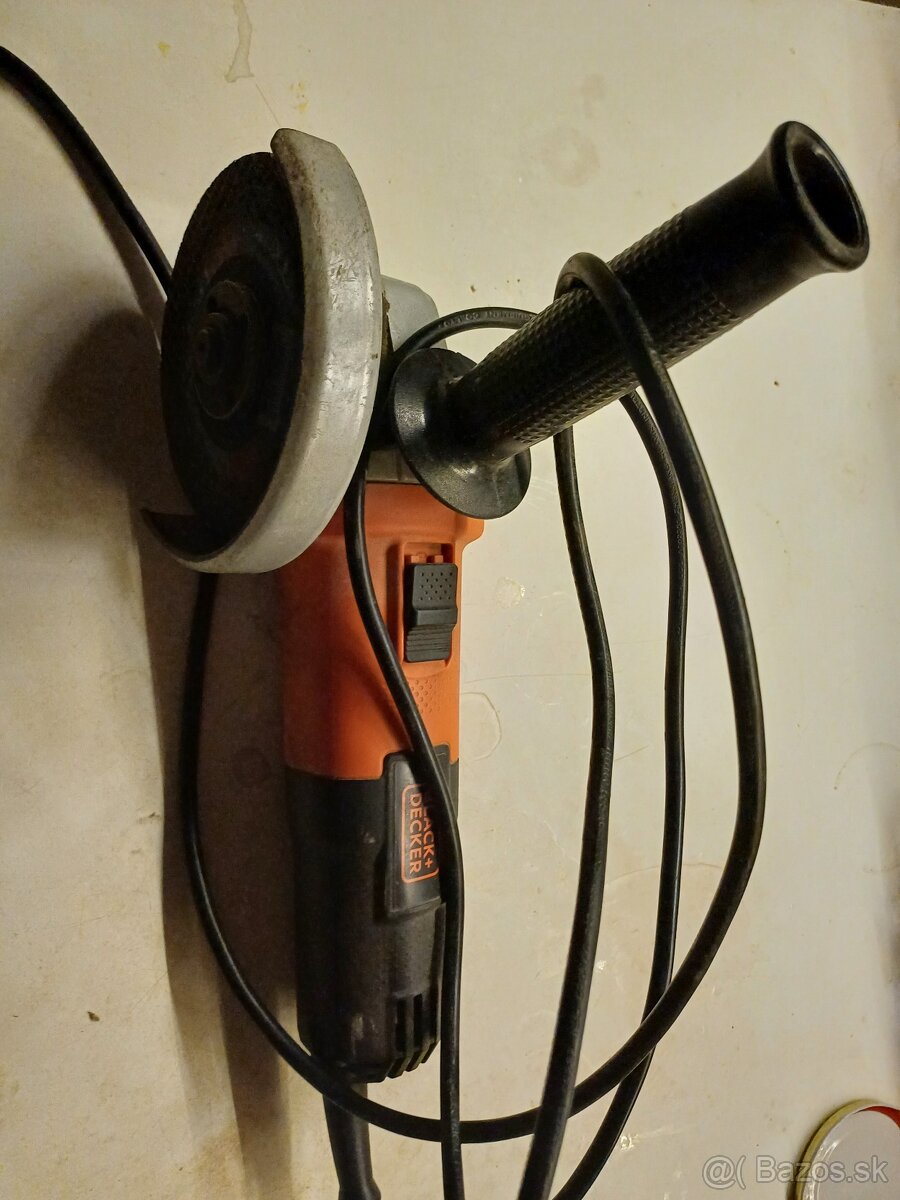 Uhlová brúska,Black+Decker. - 5