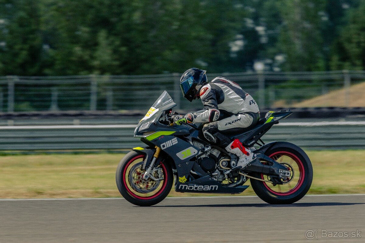 Aprilia RSV4 RR 2017 - 5