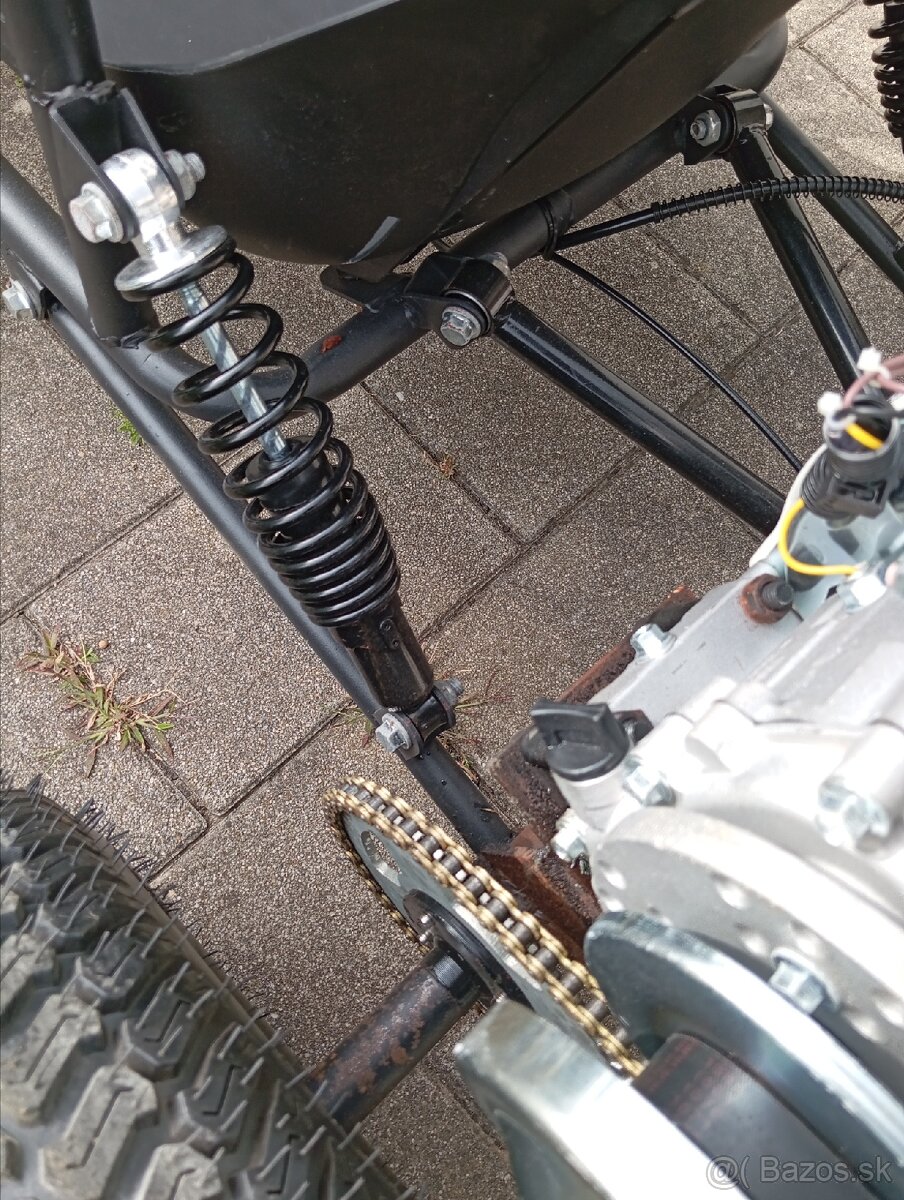 Terénna motokára 212cc