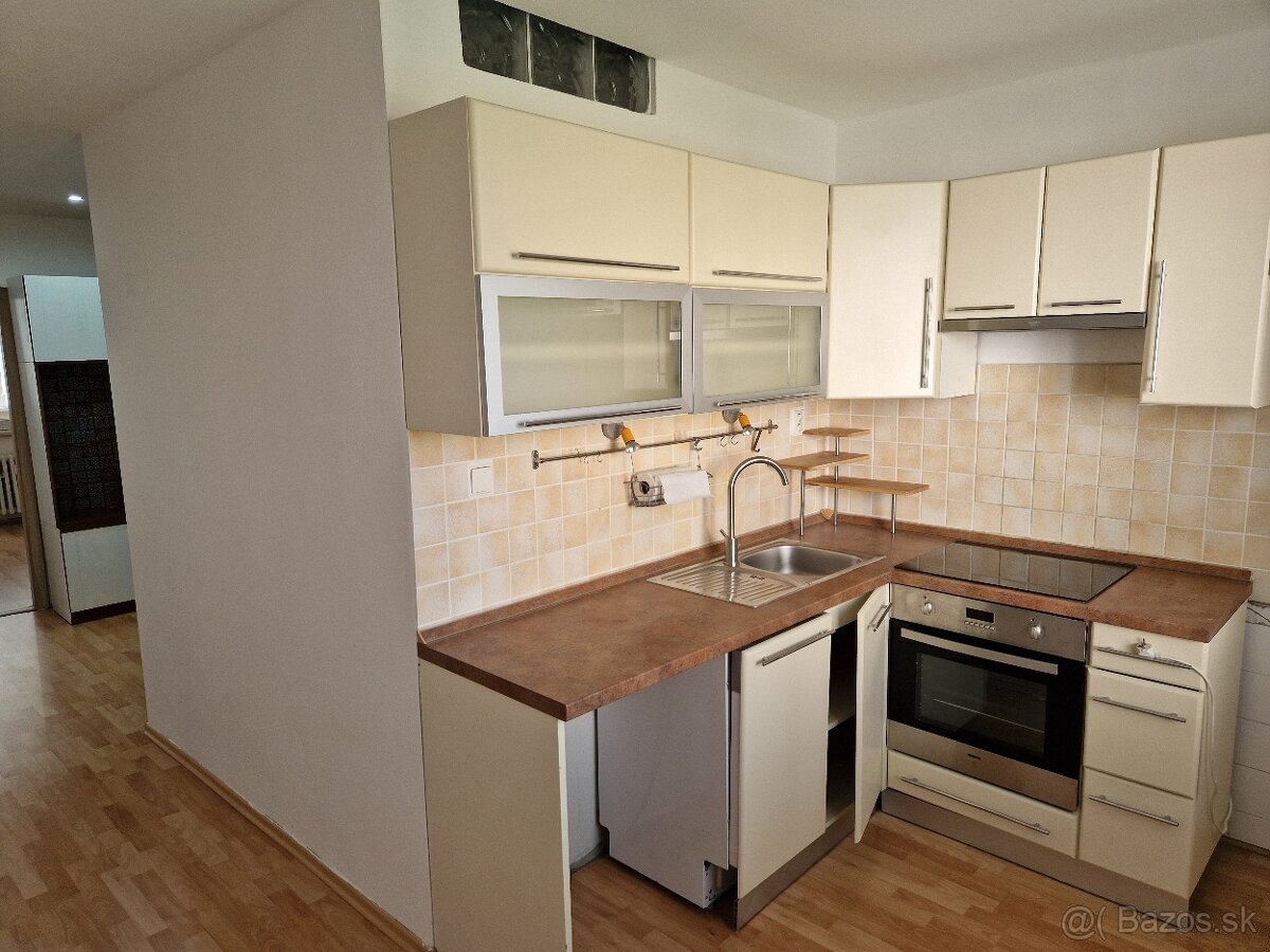 Dám do podnájmu 3izbový byt s balkónom - 5