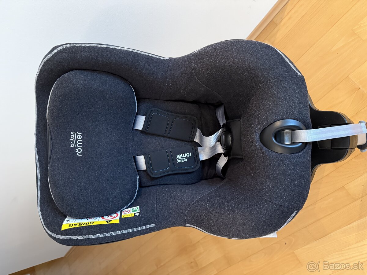 Britax Romer Dualfix M i-size Cool Flow + comfort cover - 5