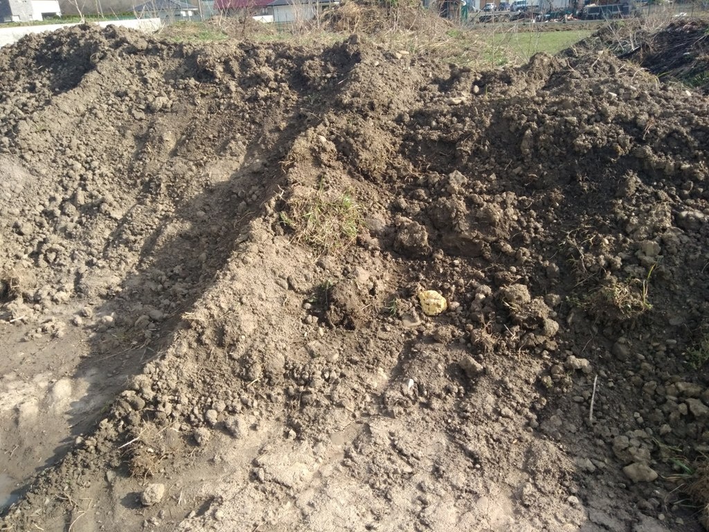 Ornica, zemina, hlina - 5