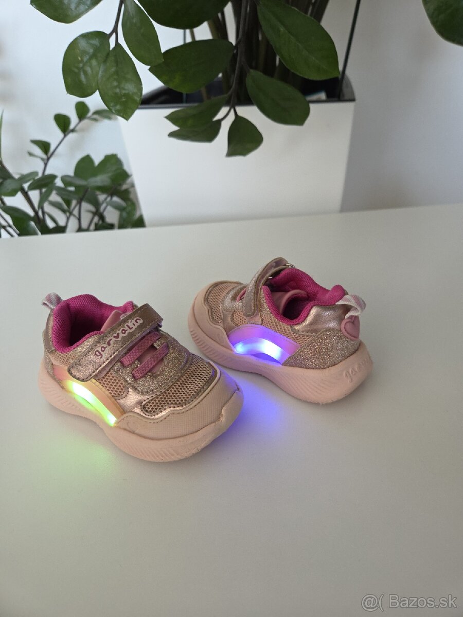 Svietiace tenisky Garvalín veľ.22 - 5