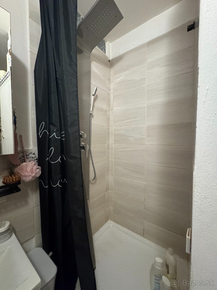 2-izbový byt na Šafarikovej ulici v Rožňave - 5