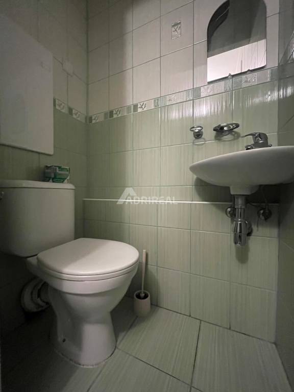 PREDAJ: 1i + balkón; 30,56 m2; Malinovského-Zvolen; 87.000 € - 5