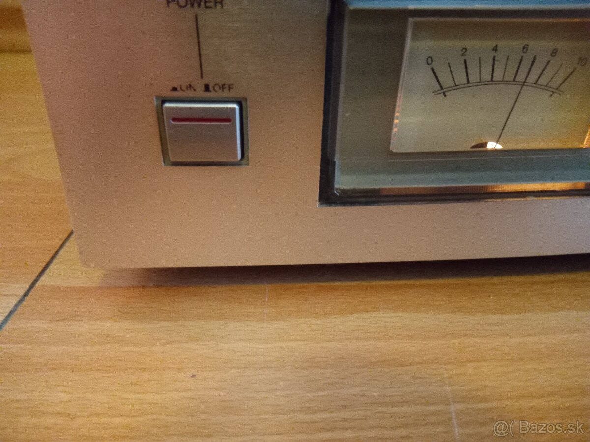 AIWA Stereo Tuner 9300 - 5