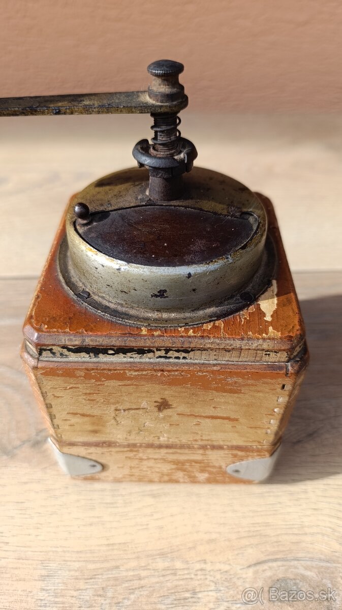 Mlynček na kávu - 5