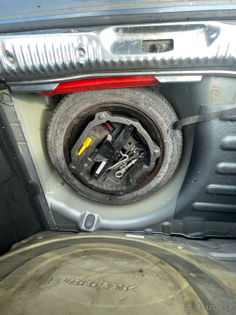 Peugeot 407 combi na náhradní díly. - 5