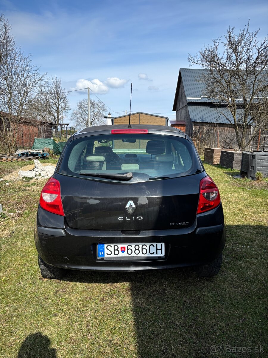 Renault Clio III 1.5 DCi 2006 - 5