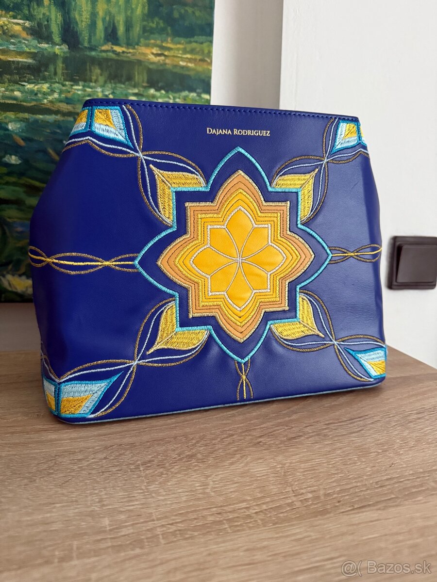 Sara Iris kožená vyšivaná kabelka Dajana Rodriguez - 5