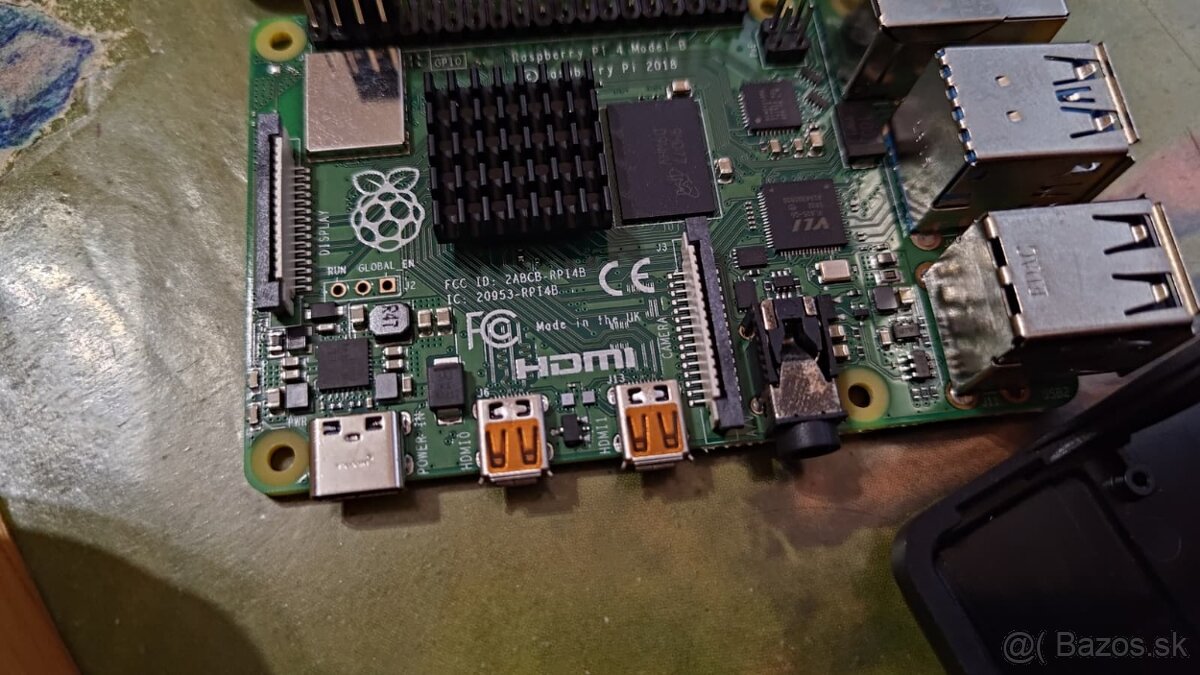 Raspberry PI 4B + originalna krabicka 4GB RAM - 5