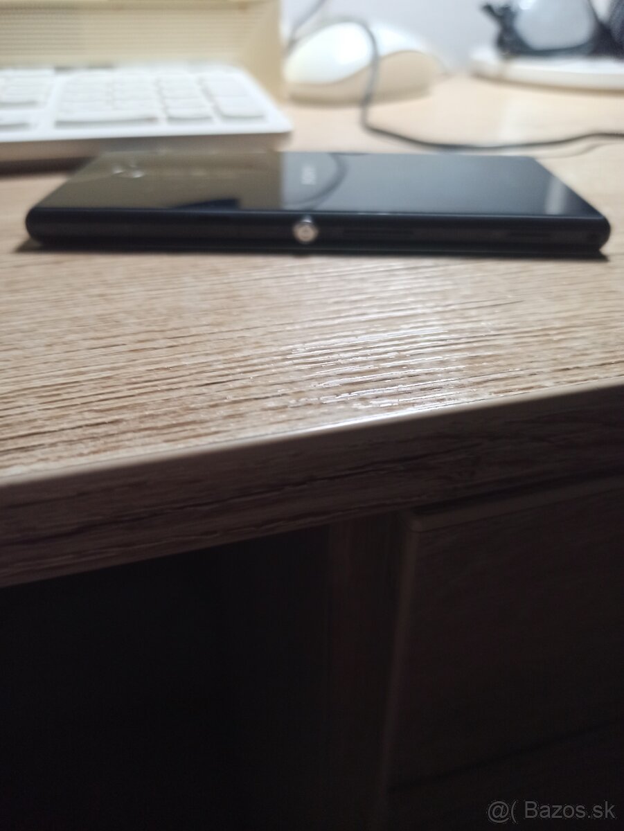 Predám mobilný telefón Sony Xperia M2 - 5