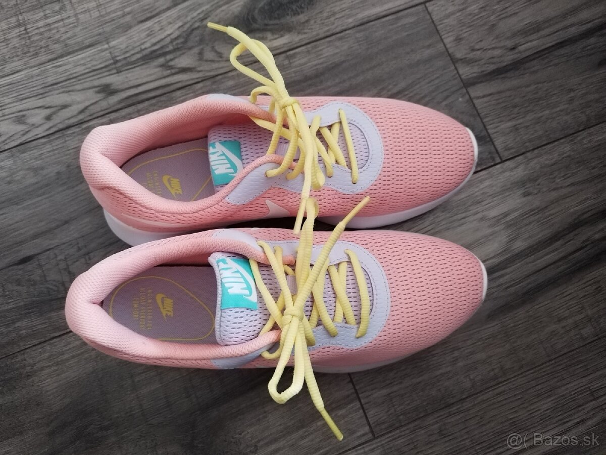 Nové tenisky zn. Nike veľ. 41 - 5