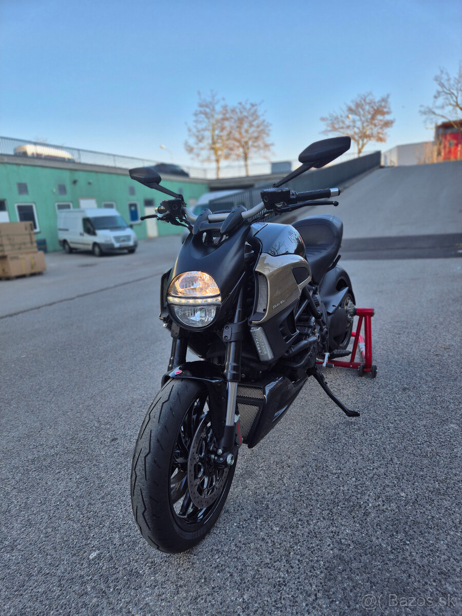Ducati Diavel 1200 - 5