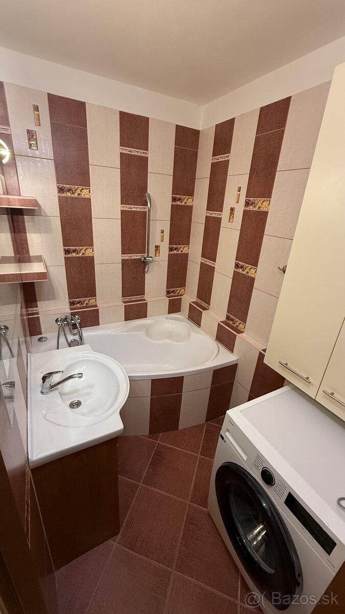 Prenájom 3-izboveho bytu - 5