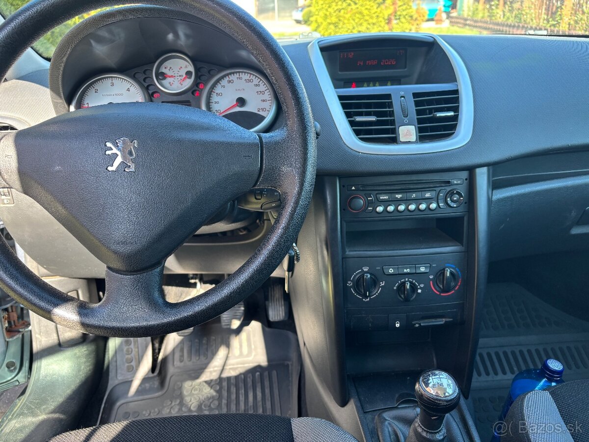 PREDÁM PEUGEOT 207 1,4hdi - 5