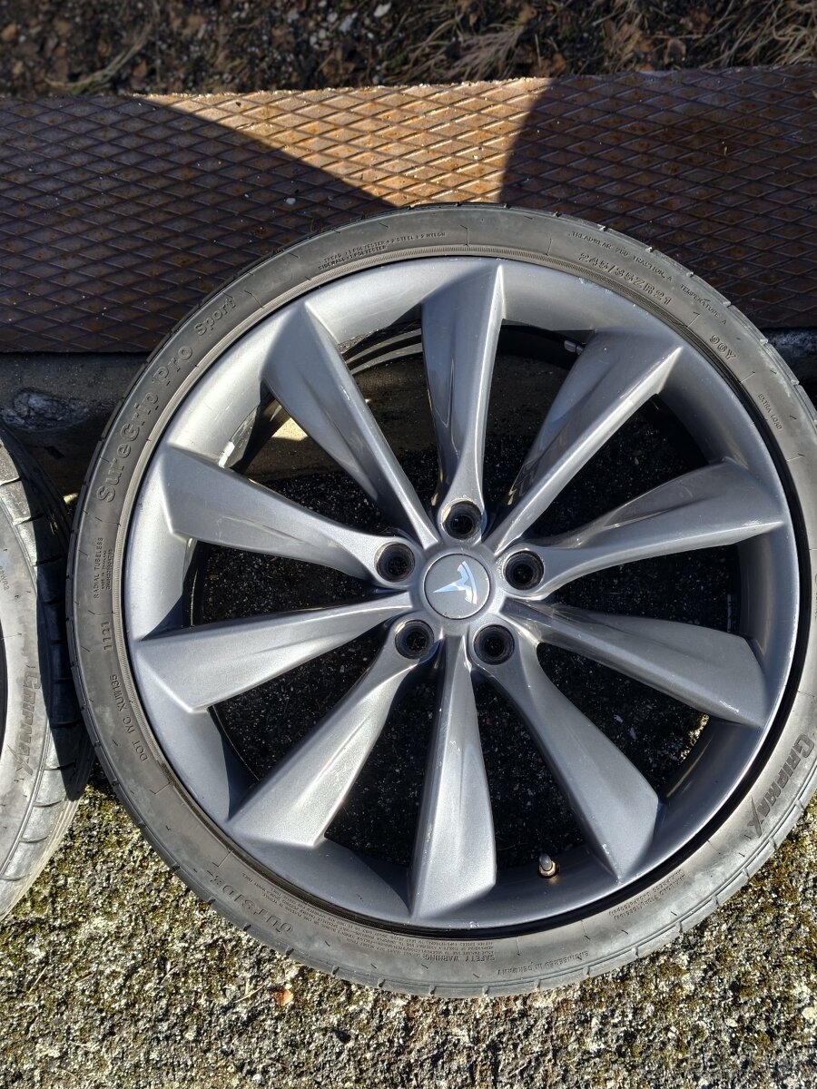 5x120 R21 originál tesla model S - 5