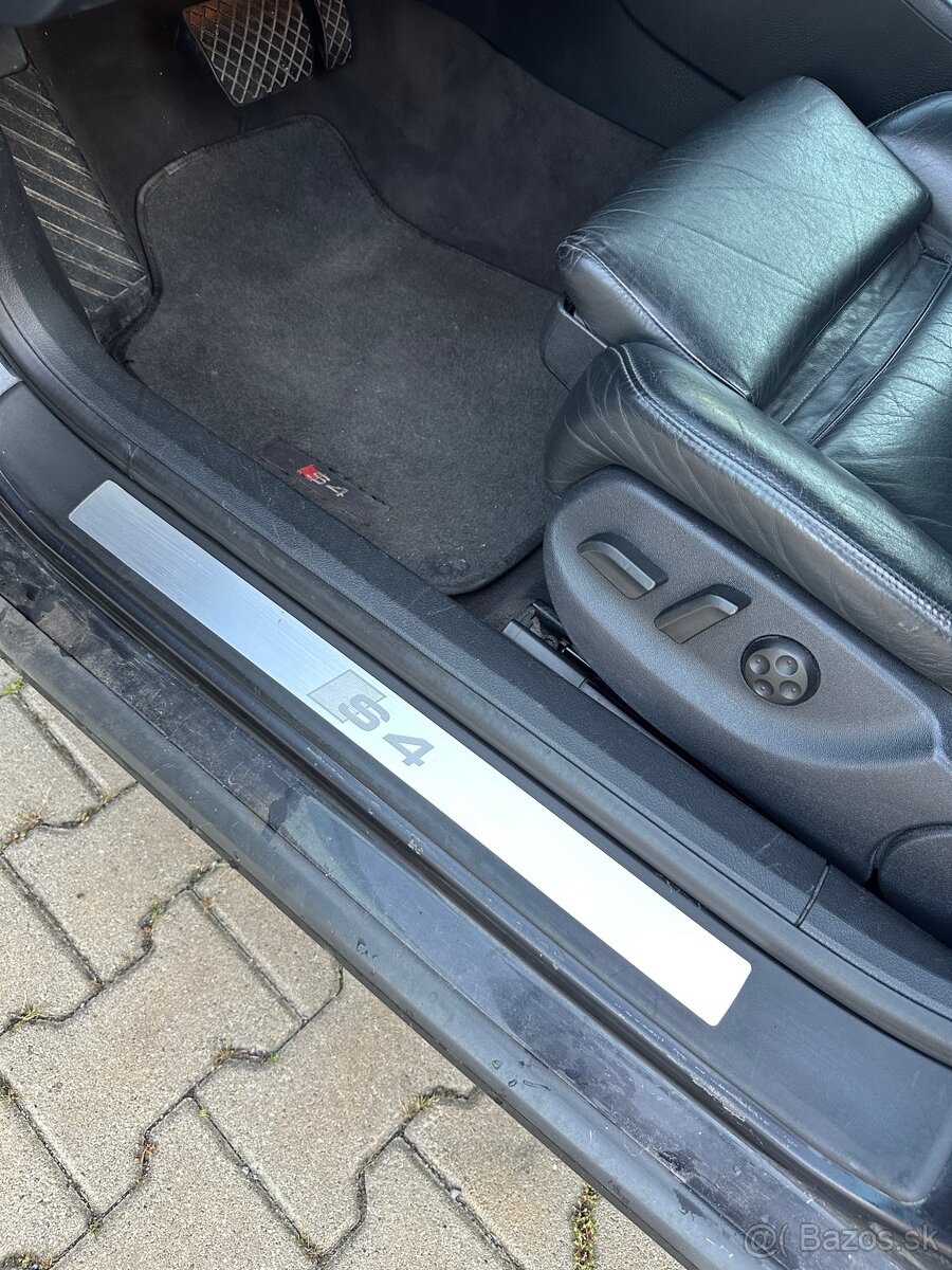 Audi S4 b6 Avant 4.2 V8 LPG – 2004 – čierna metalíza - 5