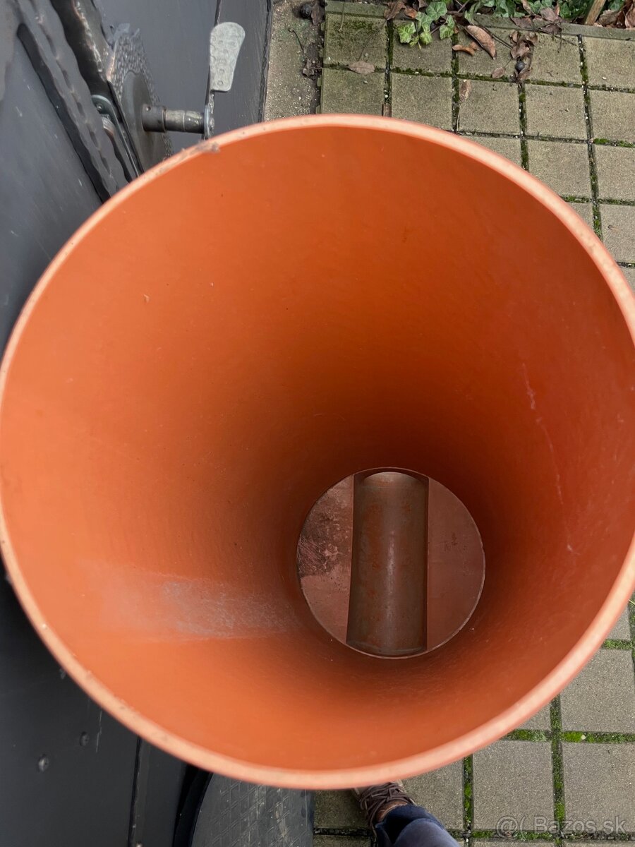 Revízna šachta - 5